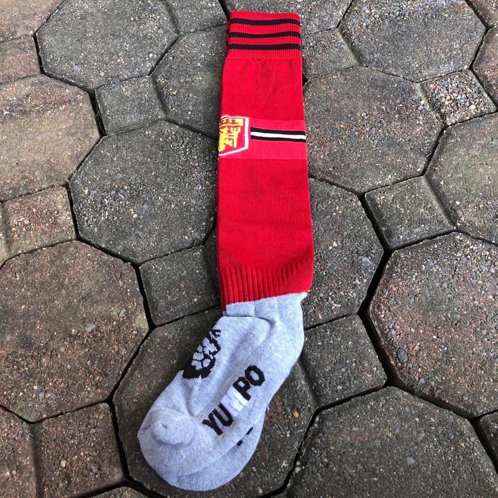 (One size) NEW! Unisex Red Manchester United Socks